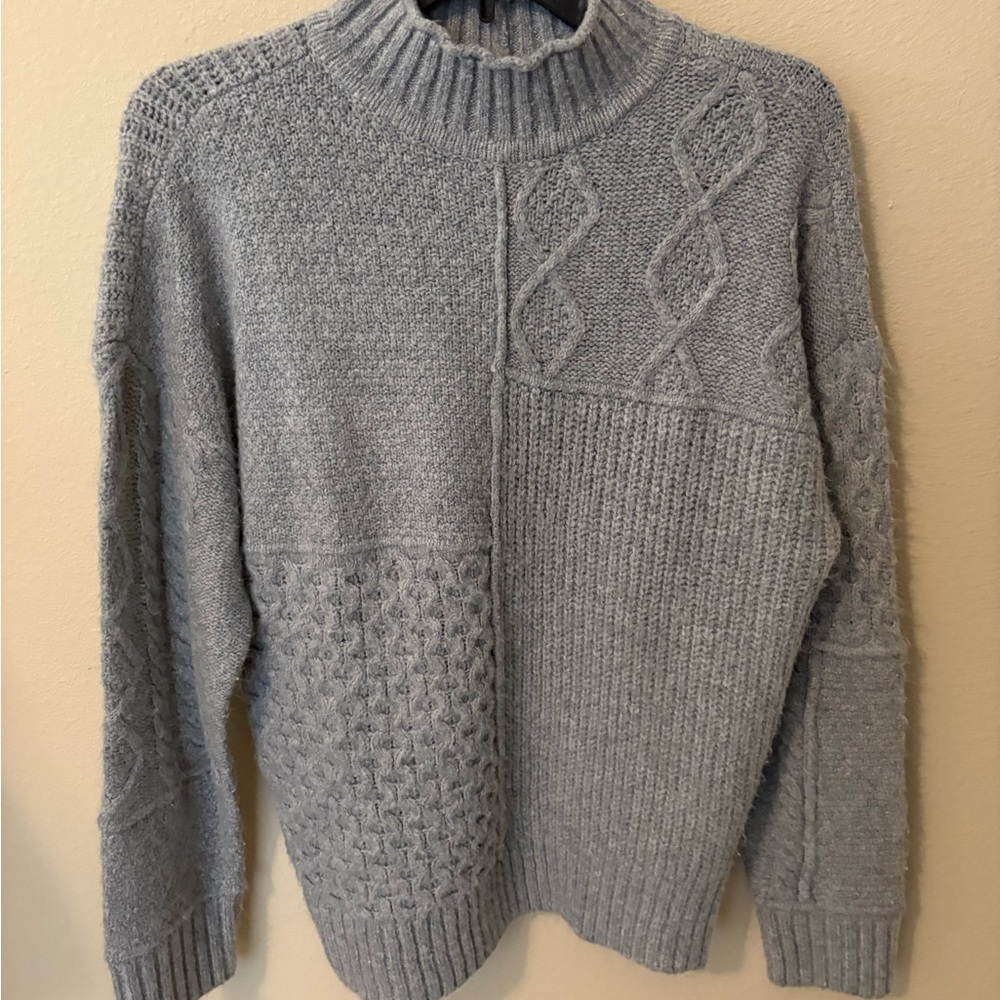 American Eagle Outfitters Gray Textured Highneck Sweater